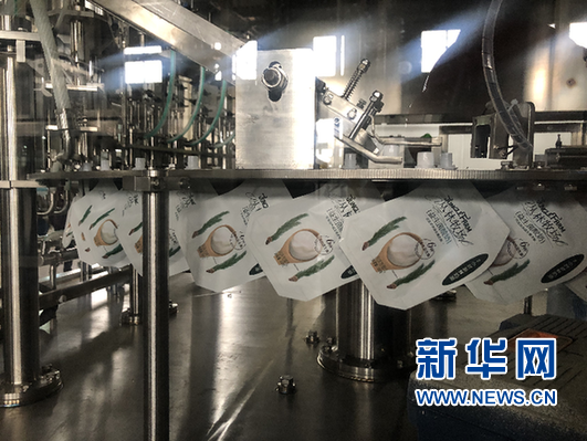 對(duì)標(biāo)國(guó)際 中國(guó)包裝機(jī)油炸生產(chǎn)線器財(cái)富為乳業(yè)成長(zhǎng)“加快”