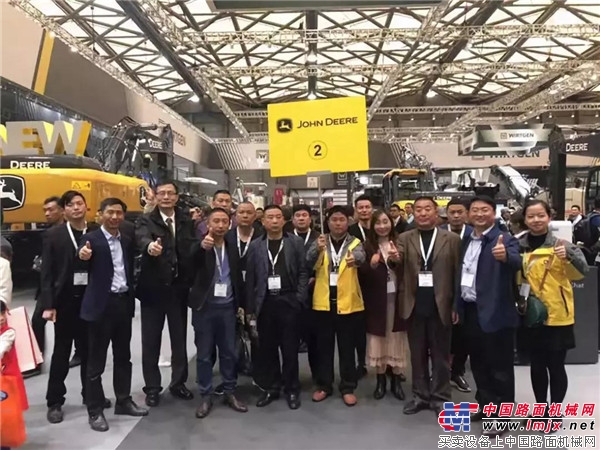 ?贏戰(zhàn)中國市場！約翰迪爾出色表態(tài)2018上海寶馬展