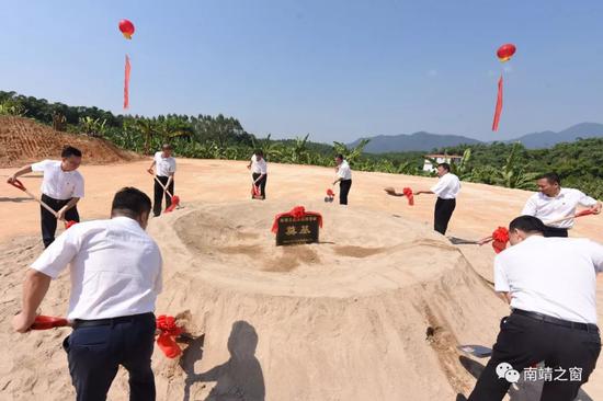 閩臺細密呆板（南靖油炸出產線）項目成績對接拉開帷幕